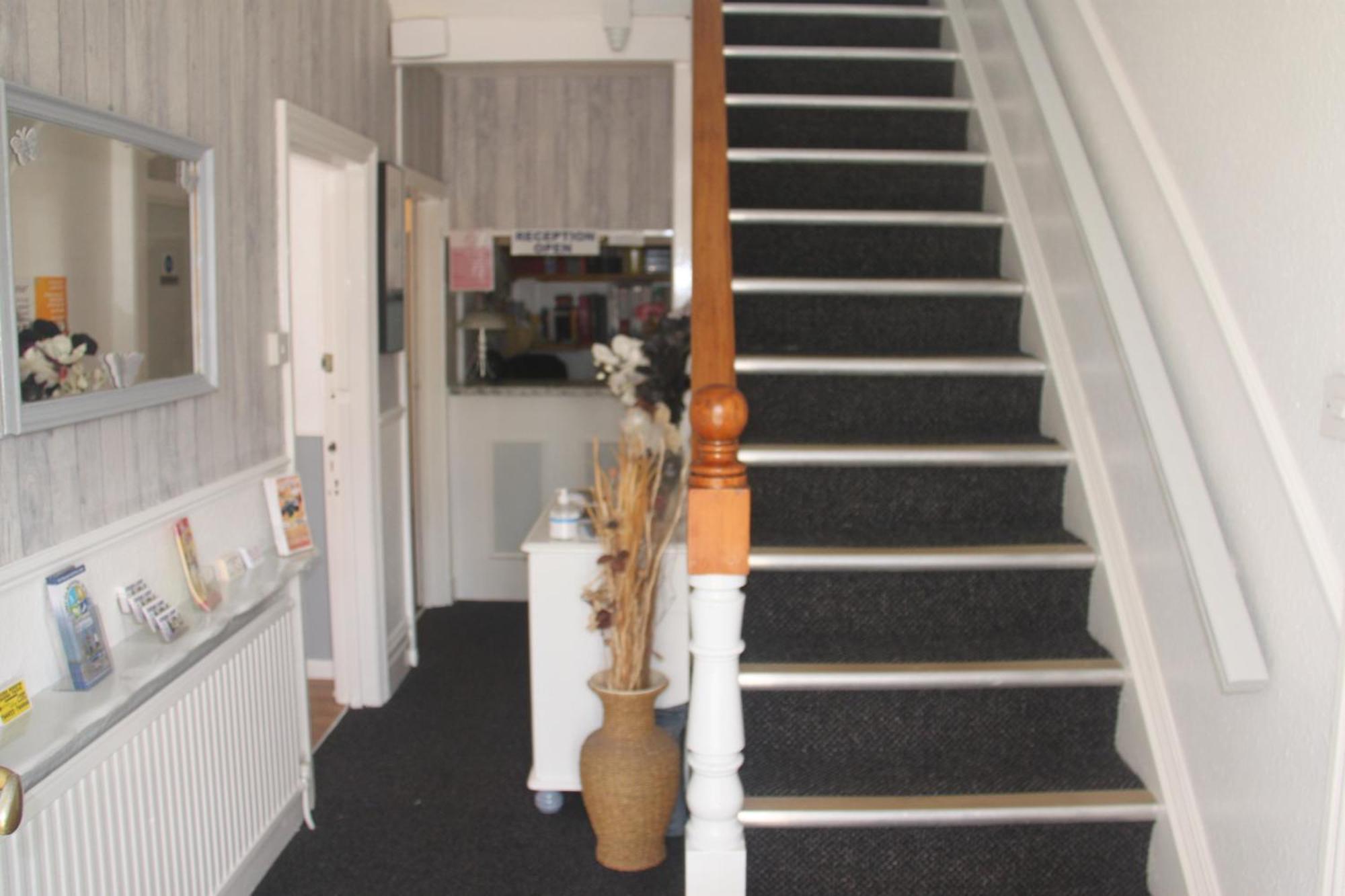 Serena Court Hotel Skegness Eksteriør billede